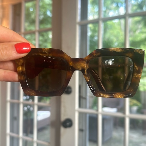 CELINE Acetate Square Sunglasses CL40130I Havana - Picture 1 of 6